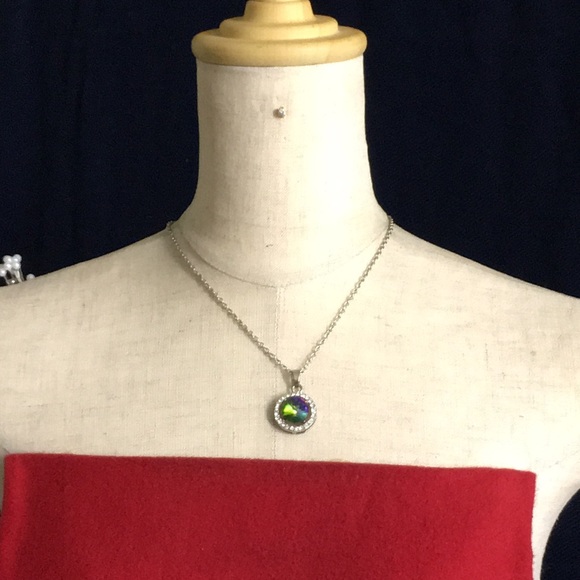 🖤Vtg mystic crystal pendant necklace - Picture 13 of 14